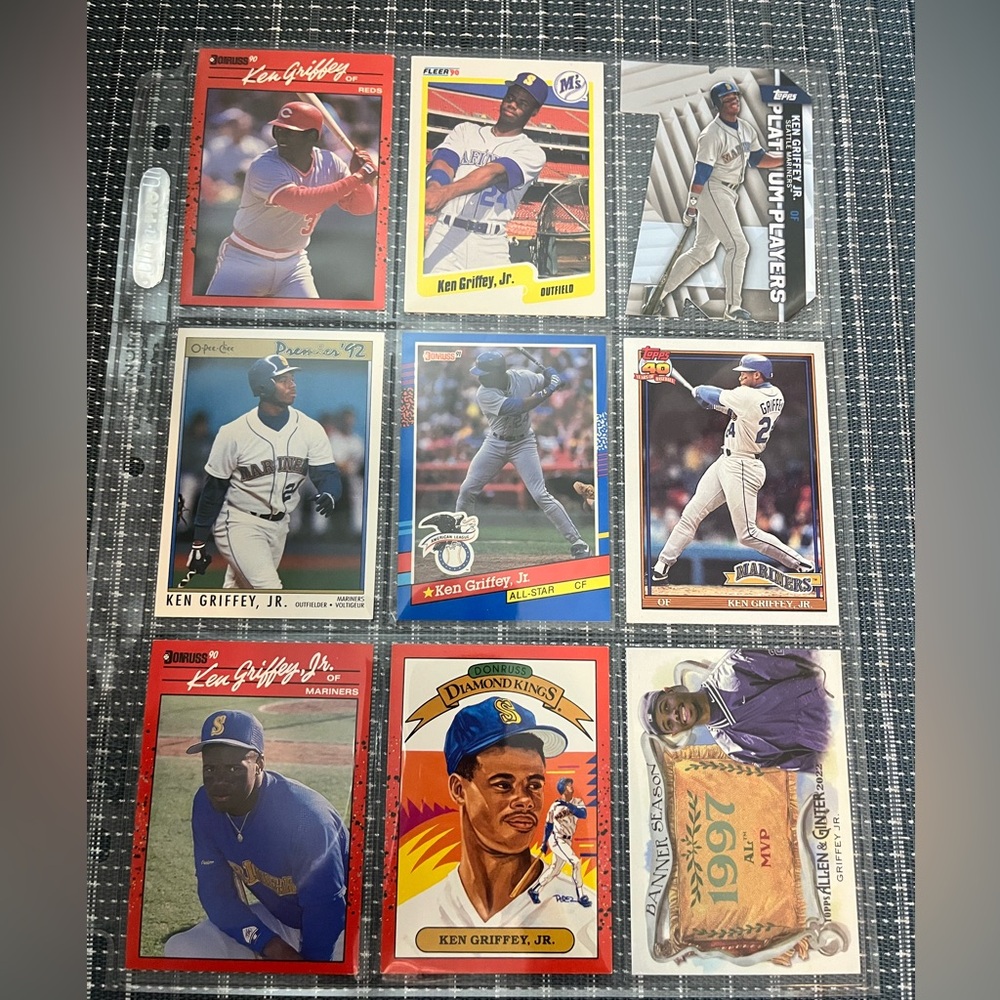 Ken Griffey Jr. ⚾️ MLB Baseball Sports Cards, Lot of 9 💥 (1) ERROR CARD